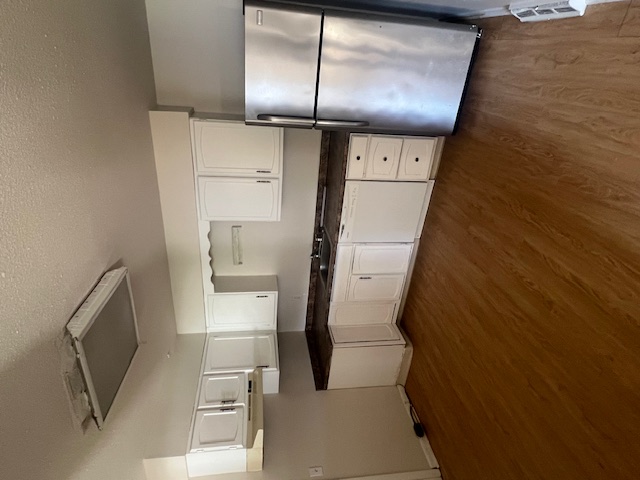 2101-5 Van Vranken Ave - F - 2nd Floor